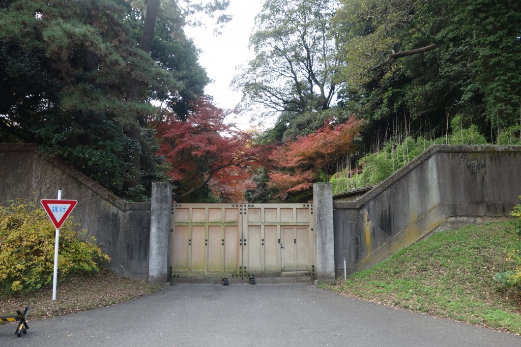 皇居への門